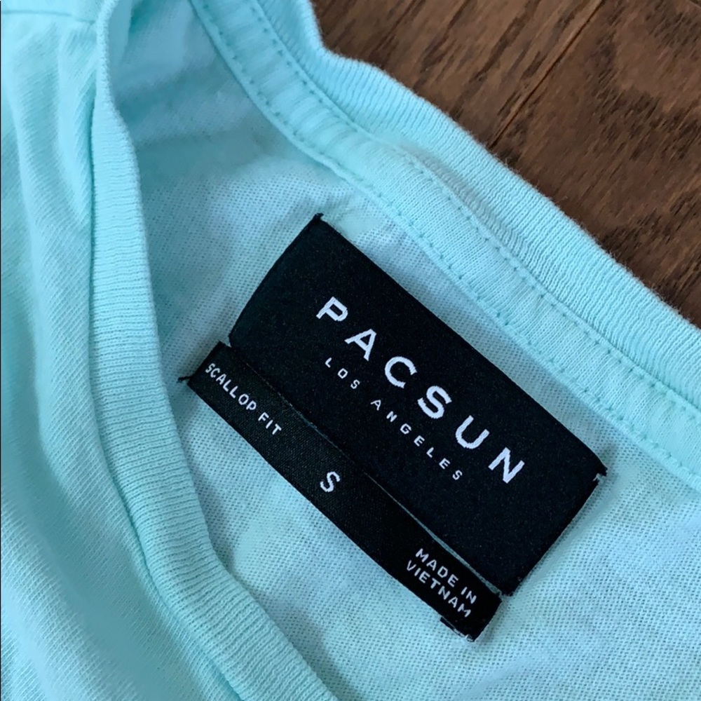 PacsunScallop tee - Picture 2 of 2